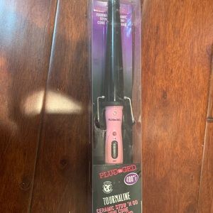 Plugged In Mini Cone Curling Wand